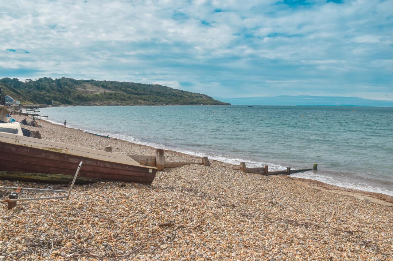 فيلا Dartmouth House Totland المظهر الخارجي الصورة